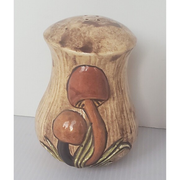 Arnel's Mushroom Shaker Ceramic Hand Painted Single Pepper 1970s Cottage Core - Picture 2 of 7